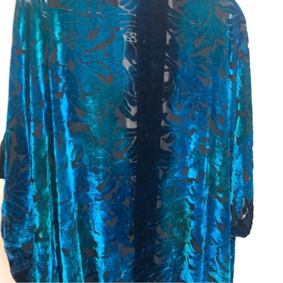 Cocoon House Chic Teal Blue Silk Kimono Cape - Picture 12 of 12